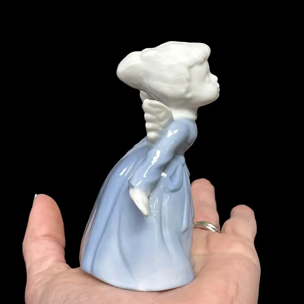 Lefton Kissing Angel Porcelain Blue & White Figurine Glazed Girl Made in Japan